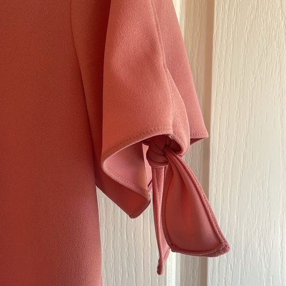 Ann Taylor Pink Work Blouse in Size XS - Picture 2 of 4